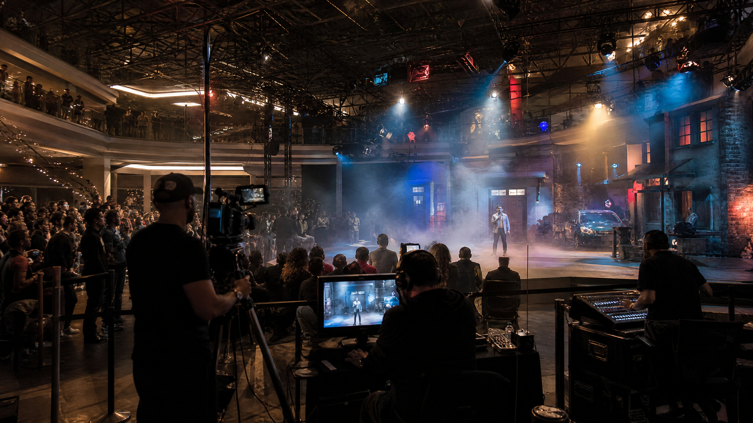 Guests performing on a Hollywood 2.0 live stage